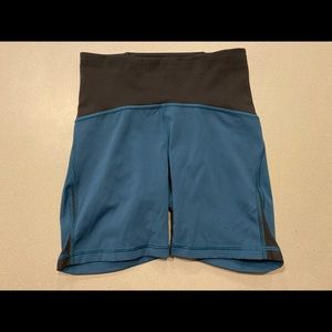 Lululemon Train Times Shorts 4